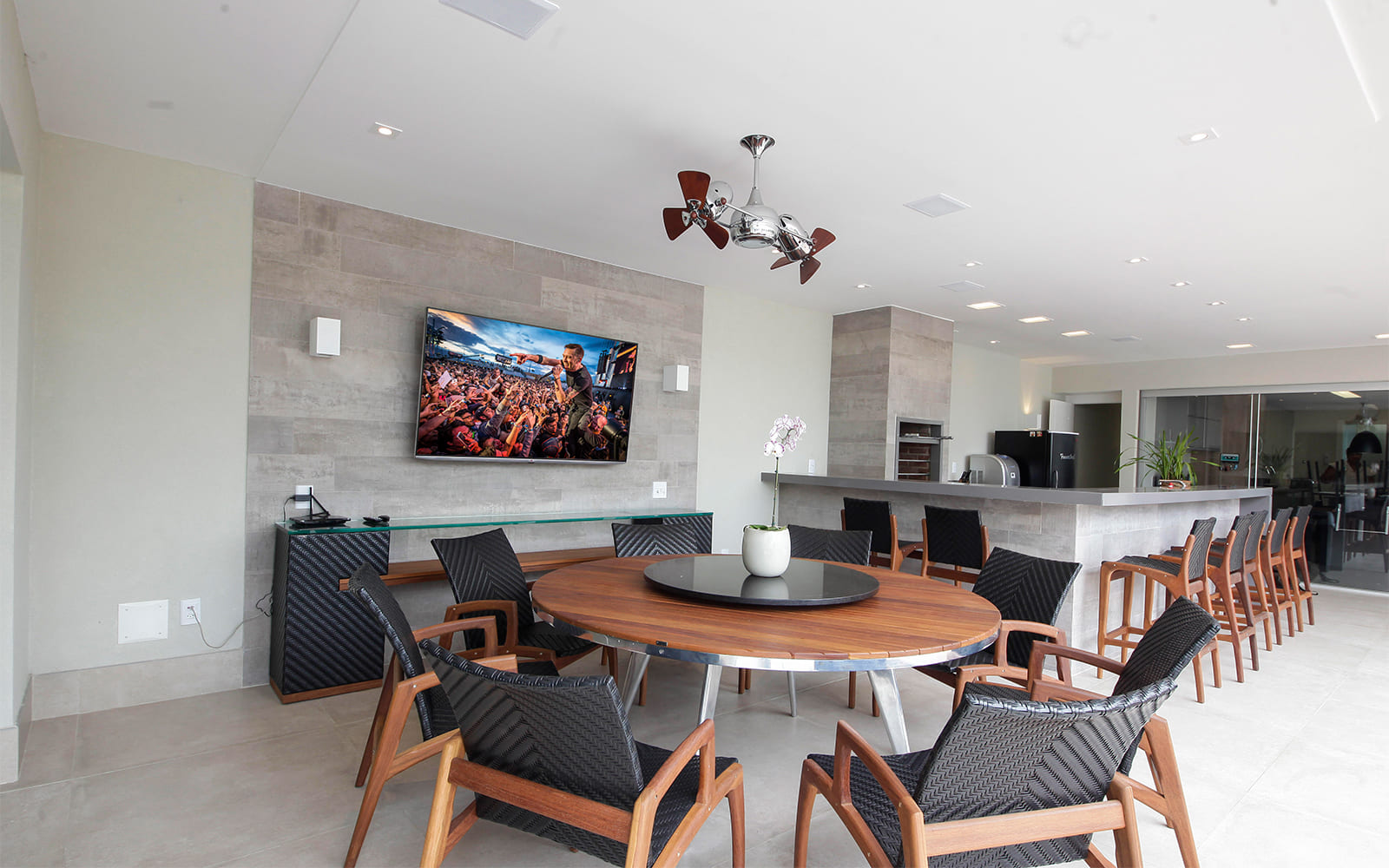 Pool Bar Aconchegante